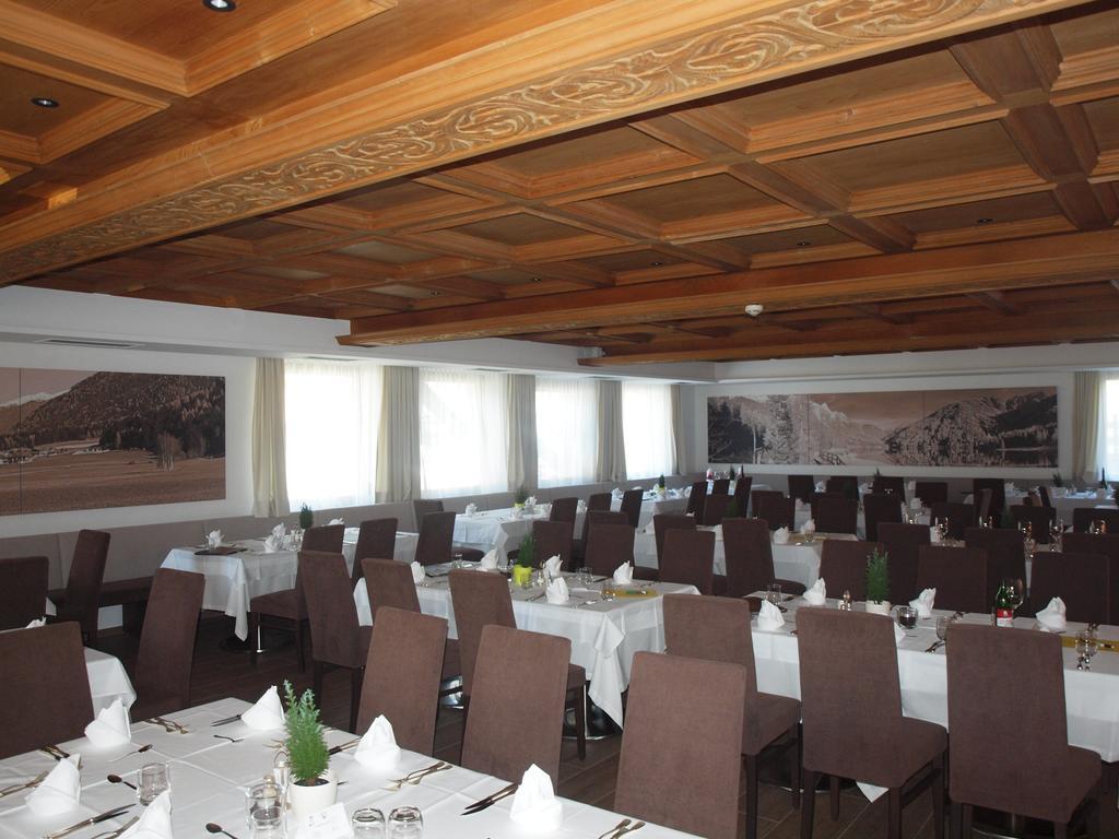 Sporthotel Rasen Rasùn di Sotto Exteriör bild